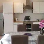 Slisko Apartment *